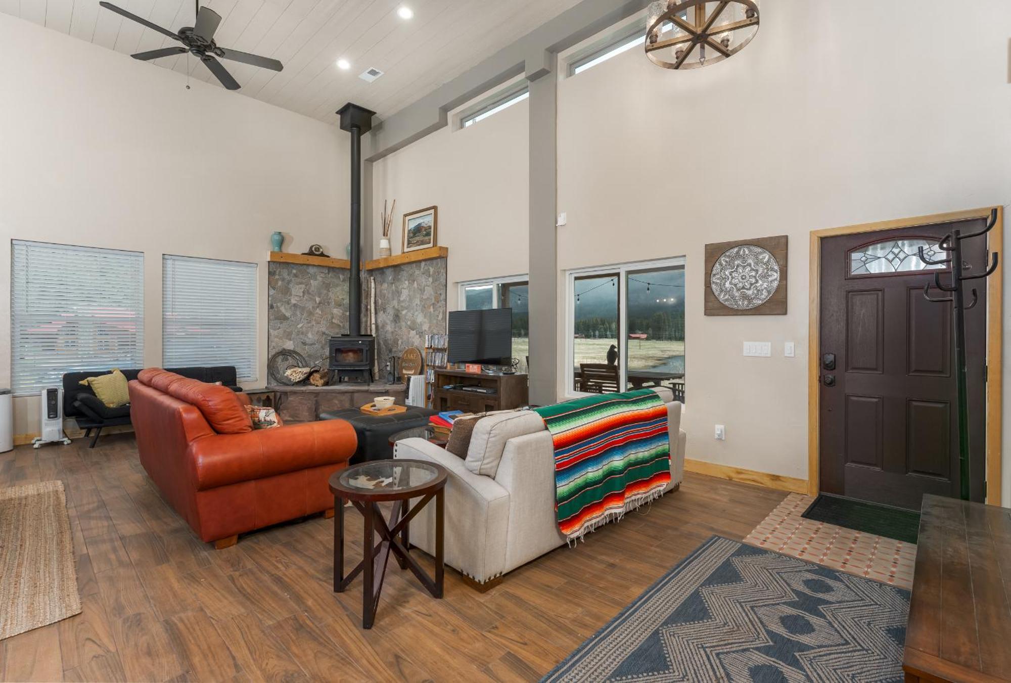 Bear Paw Lodge & Vacation Homes Vallecito エクステリア 写真