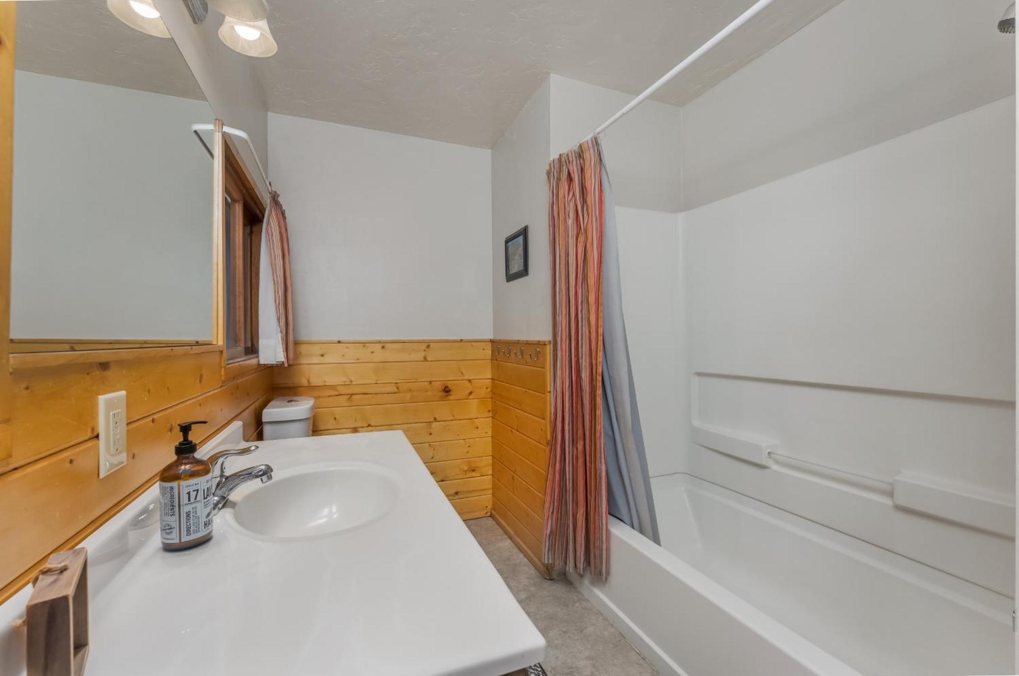 Bear Paw Lodge & Vacation Homes Vallecito エクステリア 写真