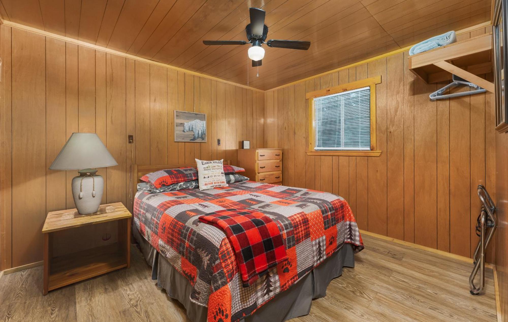 Bear Paw Lodge & Vacation Homes Vallecito エクステリア 写真
