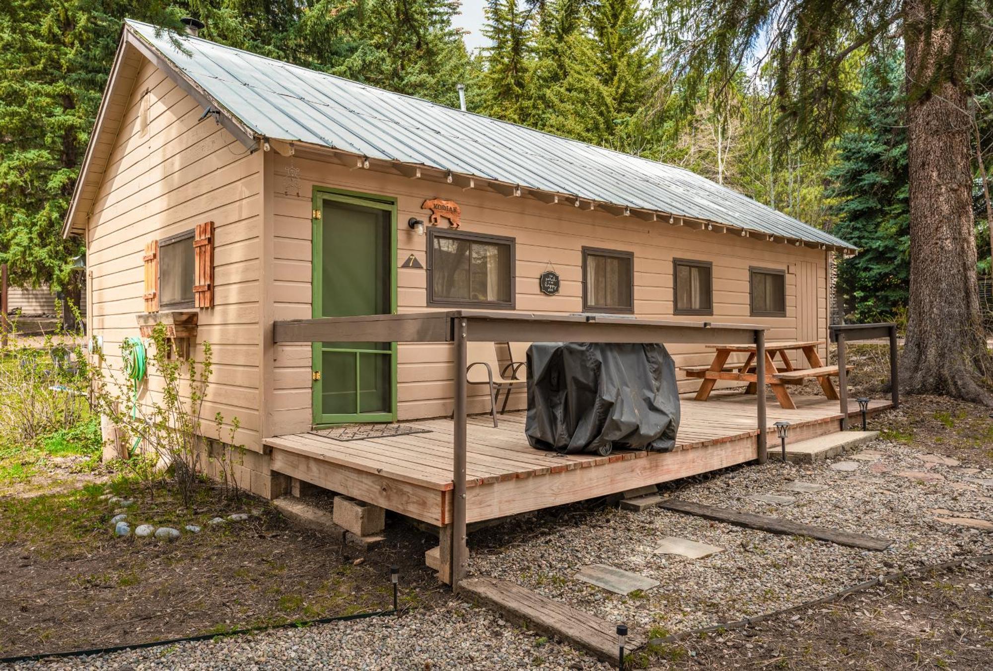 Bear Paw Lodge & Vacation Homes Vallecito エクステリア 写真
